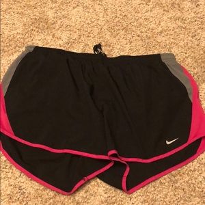 Black and pink nike dry fit shorts